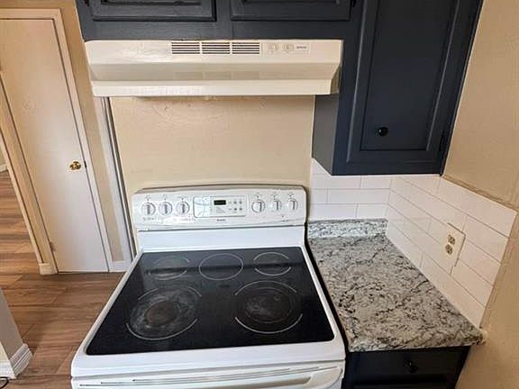 4th image of 1505 W Nolana Ave APT D