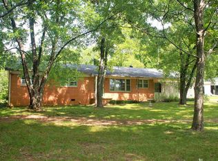 2192 N Royal St, Jackson, TN 38305