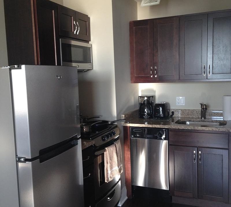 1st image of 2302 N Lincoln Park W