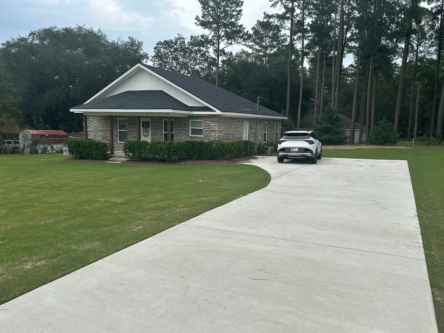 3 bed, 2.0 bath, 1250 sqft, $1,500 — Photo 2