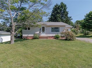 49 Mountain Rd, Saint John, NB E2J 2W9