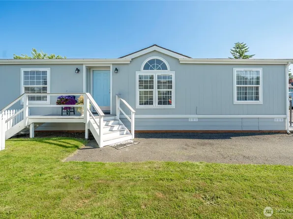 300 Park Ave #37, Buckley, WA 98321