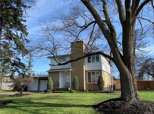 5 Brookedge Dr, Buffalo, NY 14221