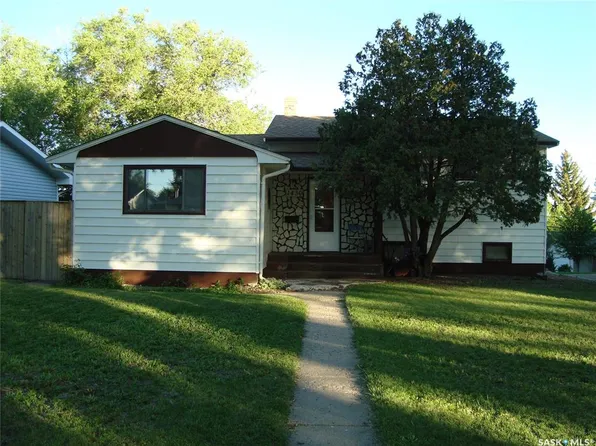 1430 Taylor DRIVE, Swift Current, SK S9H 1M9