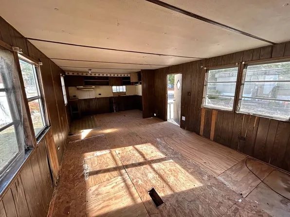 4502 E Old Marion Hwy #24, Florence, SC 29506