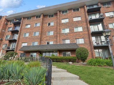 4711 Saint Joseph Creek Rd APT 3A, Lisle, IL, 60532