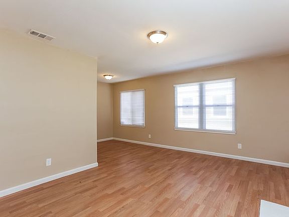 3rd image of 3632 Sepulveda Ave