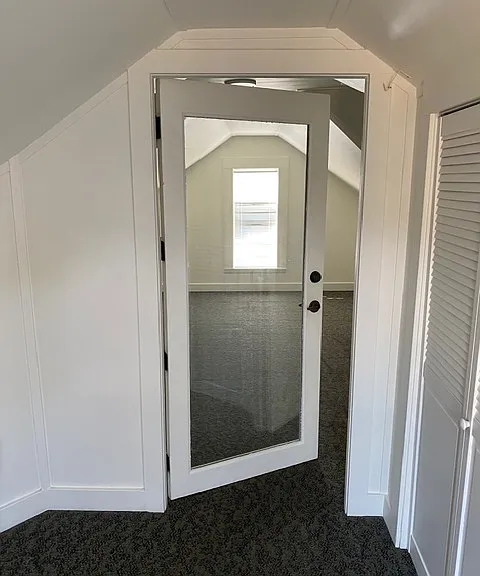 Entry to Bedroom 3- Upstairs
