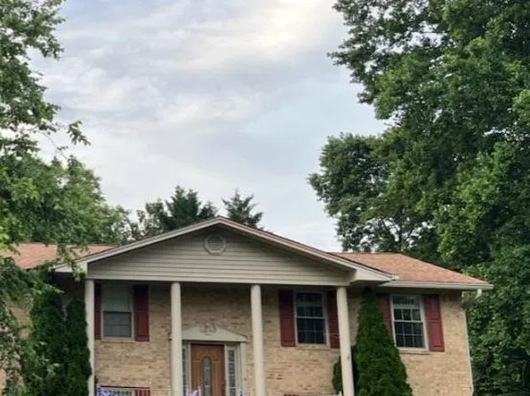 169 Mapleton Dr NW, Cleveland, TN 37312