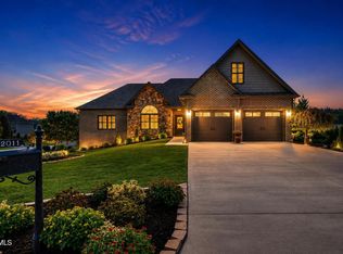 2011 Carson Way, Piney Flats, TN 37686
