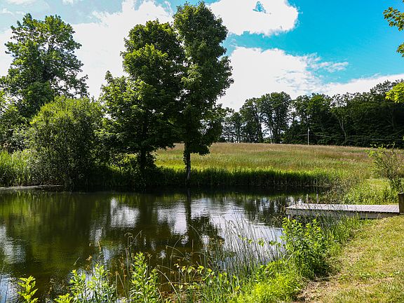 119 Under Mountain Road