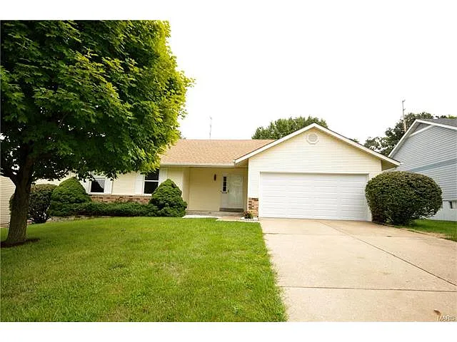 1153 Claycrest Cir photo 1