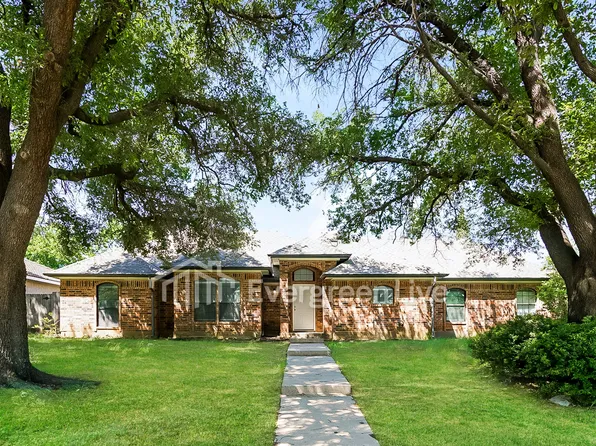 3500 Swafford St, Arlington, TX 76015