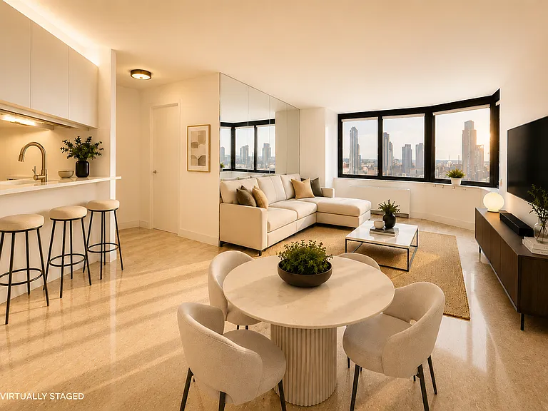 415 E 37th St #20C — Photo 3