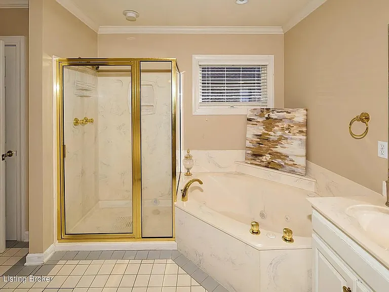 8419 Running Spring Dr — Photo 15