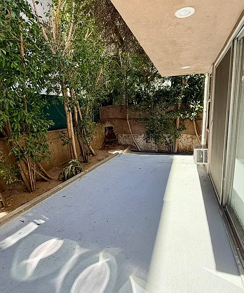 1617 N Poinsettia Place — Photo 18