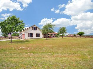 108 High Meadows Ct, Decatur, TX 76234