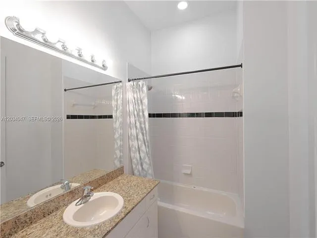 623 SW 146th Ter — Photo 18