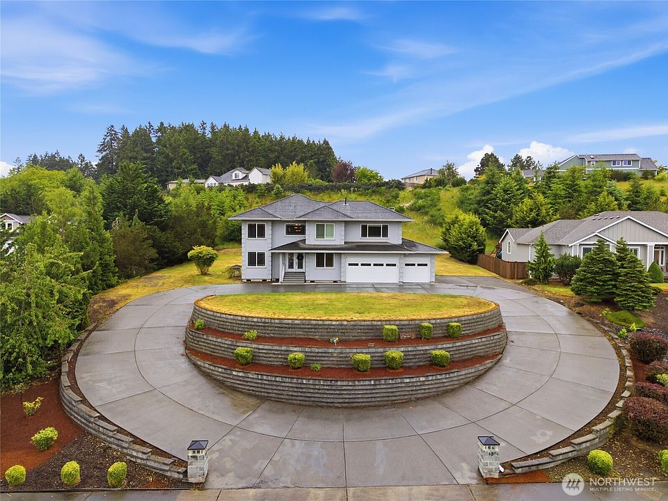 1st image of 9347 Piperhill Drive SE