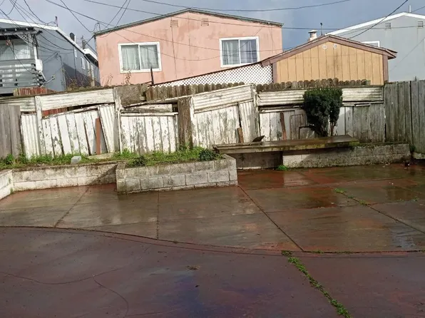 (undisclosed Address), Daly City, CA 94015