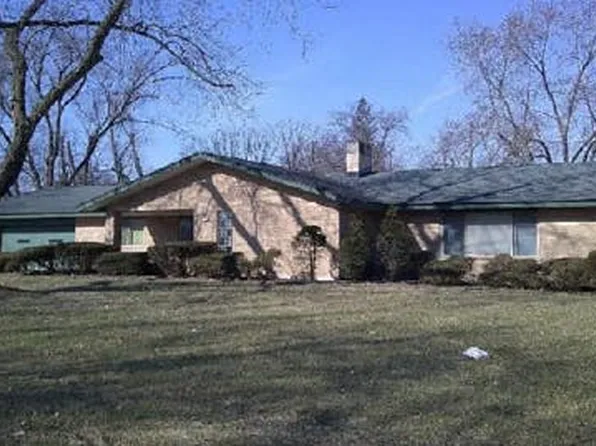 666 Birch Ln, Olympia Fields, IL 60461