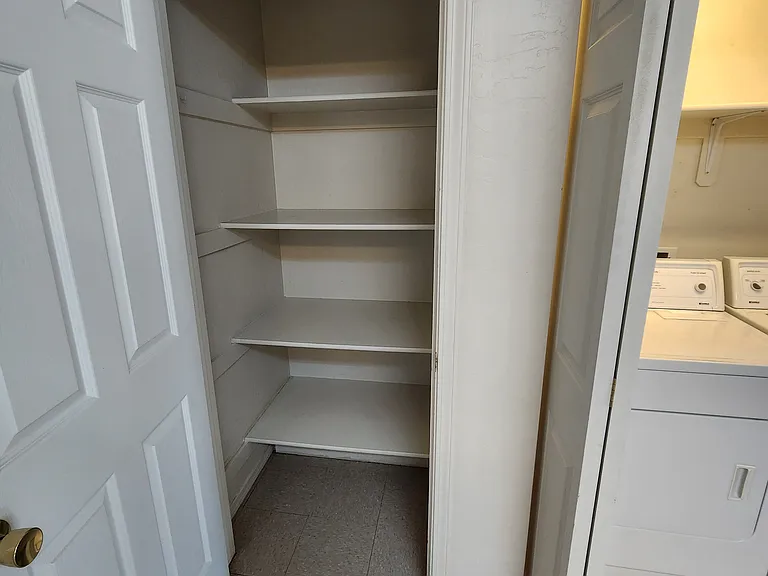 101 W Cedar Ave #2 — Photo 10