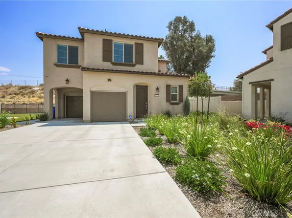 1517 E Laurelwood Dr, San Bernardino, CA 92408