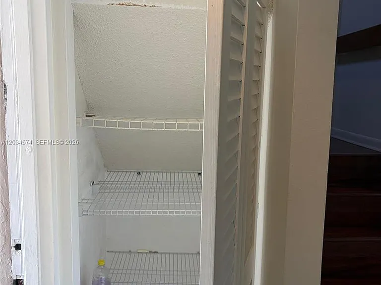 13935 SW 93rd Ln #13935 — Photo 3