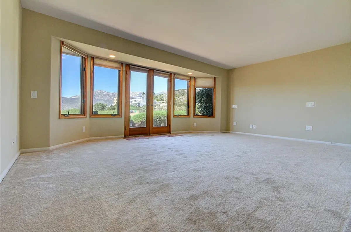 Building Photo - 10610 Quail Canyon Rd