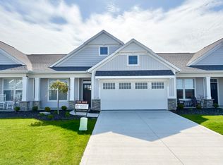 3734 Leenheer Dr #8, Grandville, MI 49418