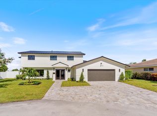 3711 NE 27th Avenue, Lighthouse Point, FL 33064