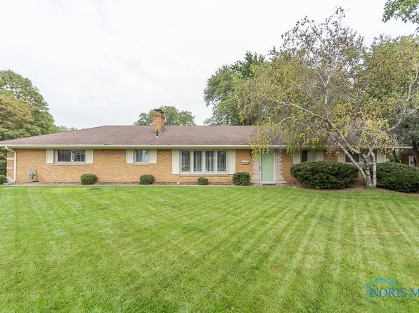 2643 Green Valley Dr, Toledo, OH 43614