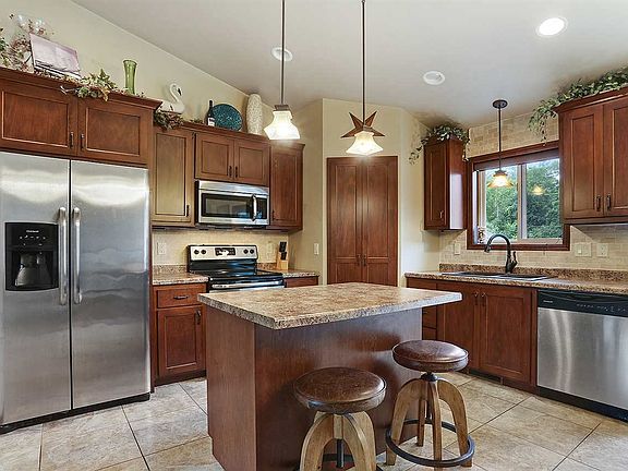 Appliance Package Included.