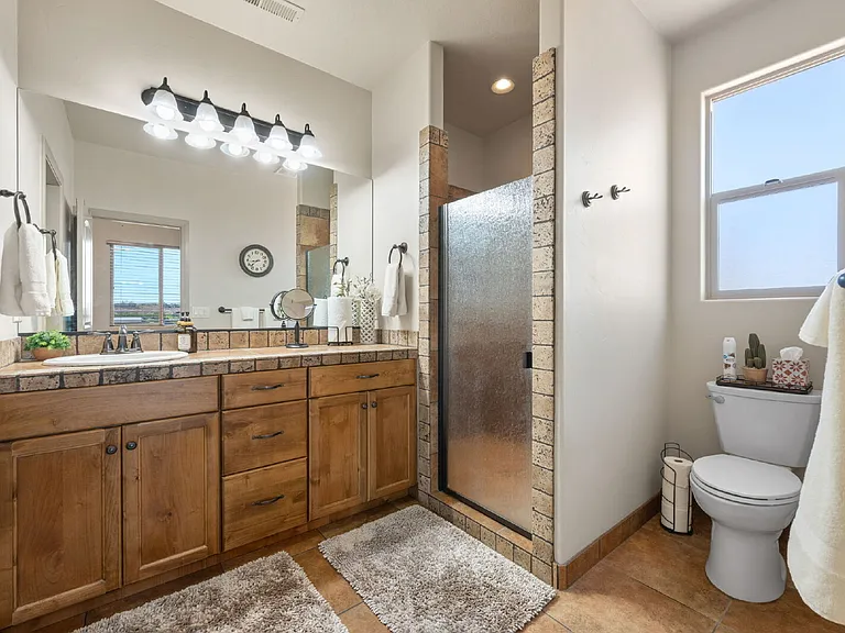 481 W Omni Ln — Photo 15