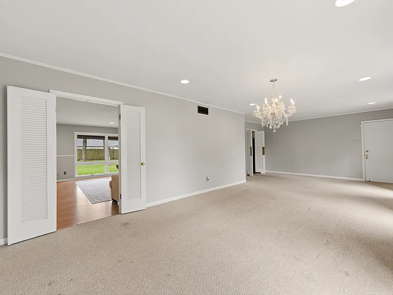 308 Brentwood Blvd — Photo 23