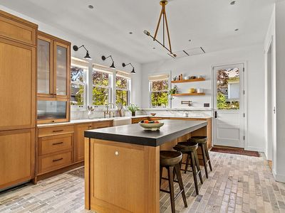 1221 Albemarle Rd, Brooklyn, NY, 11218
