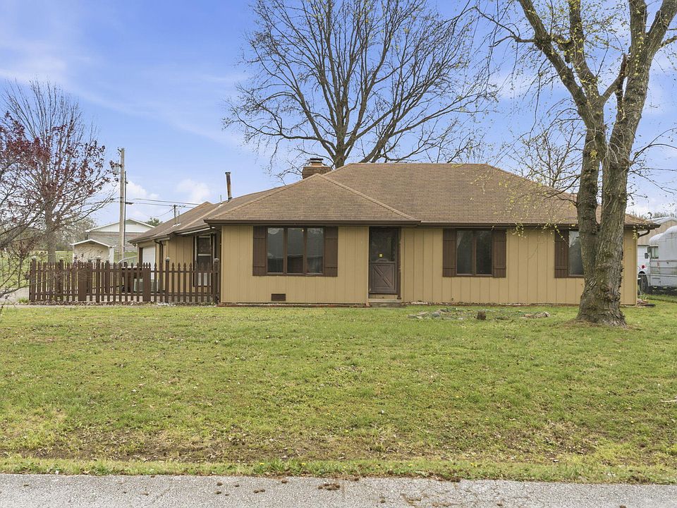 1st image of 112 Grand Prairie Drive
