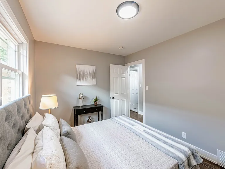 1805 Hovland Ct — Photo 11