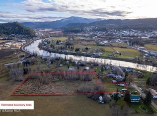 747 Riverdale Dr, Saint Maries, ID 83861