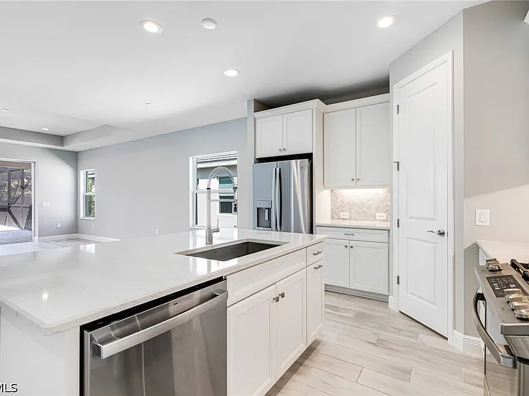 17812 Summerland Key Ct — Photo 5