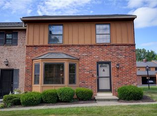 9 Dunbridge Hts, Fairport, NY 14450
