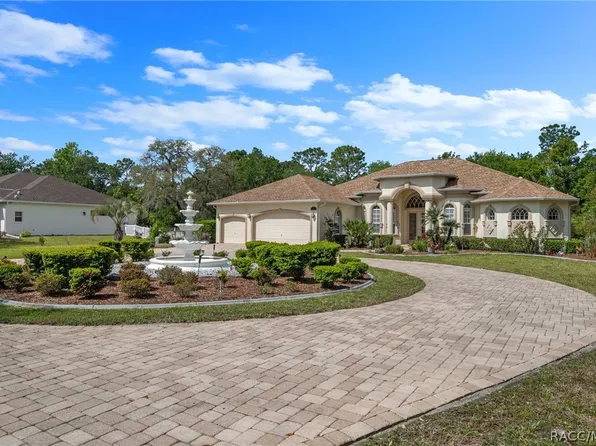 39 Douglas St, Homosassa, FL 34446