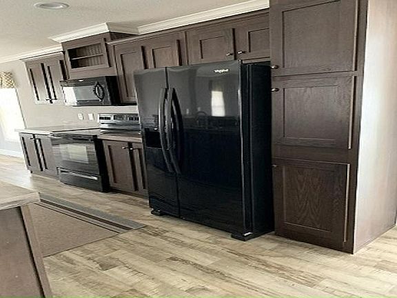 3rd image of 13130 Lime Ave