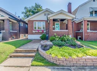2212 Richert Pl, Saint Louis, MO 63143