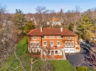 660 Colonial Ave, Pelham, NY 10803