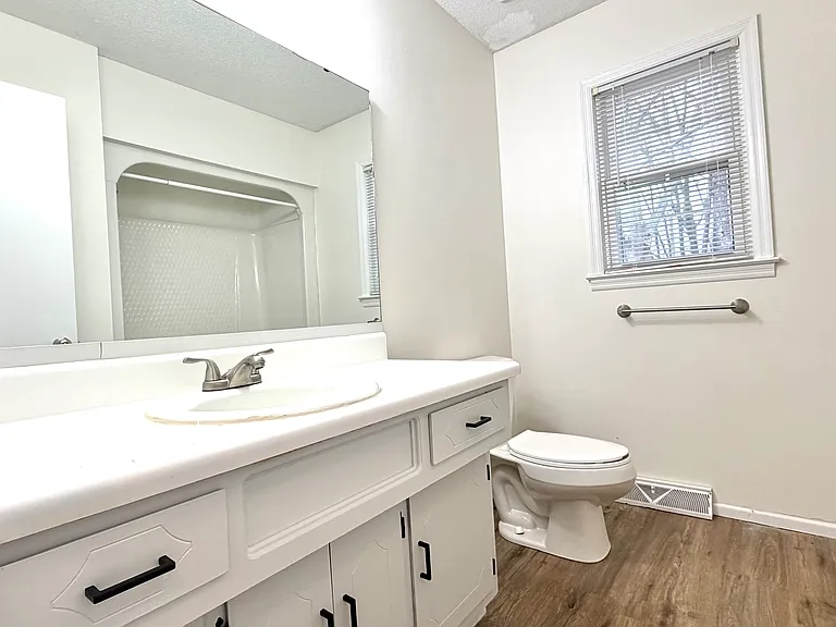 109 Craft Rd #111 — Photo 13