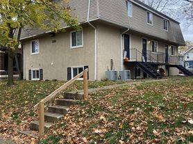 376 E 15th Ave, Columbus, OH