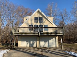 133 W Leisure Ln, East Peoria, IL 61611