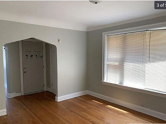 2nd image of 5944 S Artesian Ave APT 1