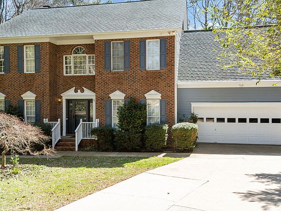 3rd image of 4 Biddle Ct